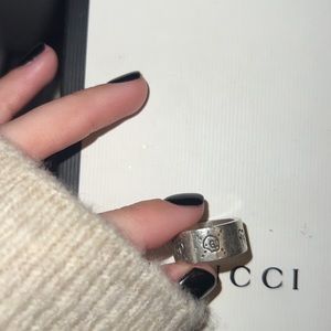 GucciGhost skull ring in silver
